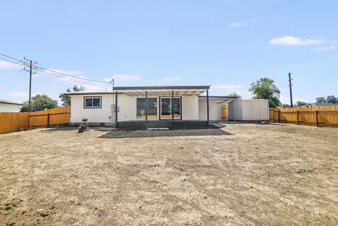 Exterior - 220 Main St, Buhl, ID 83316 photo 6 of 8