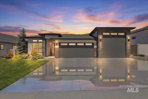 3042 E Columbus River Ct, Nampa, ID 83686