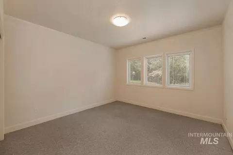 Bedroom - 2419 N Sevenoaks Pl, Eagle, ID 83616 photo 3 of 4