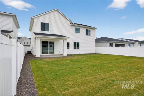 Exterior - 2111 N Honalee Ave, Eagle, ID 83616 photo 2 of 2