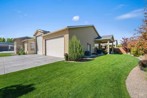 Exterior - 3940 W Monticello St, Eagle, ID 83616 photo 3 of 5