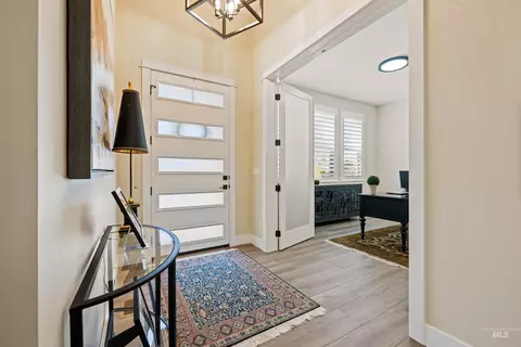 Entry Way - 3940 W Monticello St, Eagle, ID 83616 photo 2 of 4