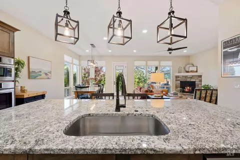 Kitchen - 3940 W Monticello St, Eagle, ID 83616 photo 5 of 6