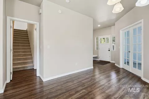 Entry Way - 1923 E Pratt St, Meridian, ID 83642 photo 1 of 1