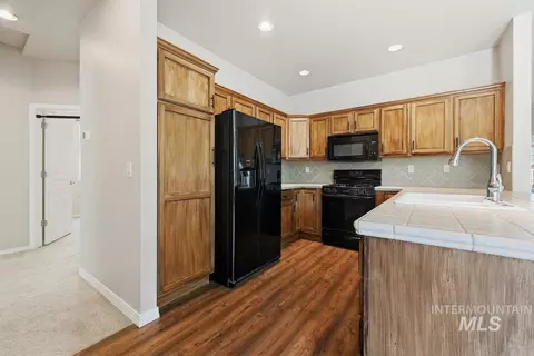 Kitchen - 1923 E Pratt St, Meridian, ID 83642 photo 1 of 1