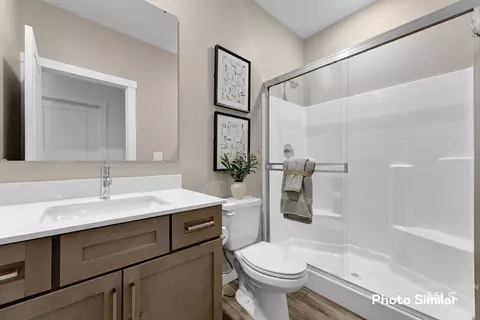 Bath - 2619 Fall Line St, Caldwell, ID 83605 photo 4 of 4