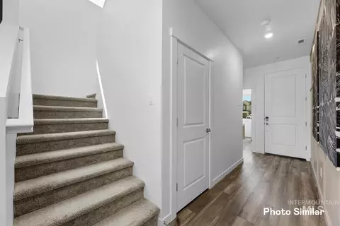 Entry Way - 2619 Fall Line St, Caldwell, ID 83605 photo 1 of 3