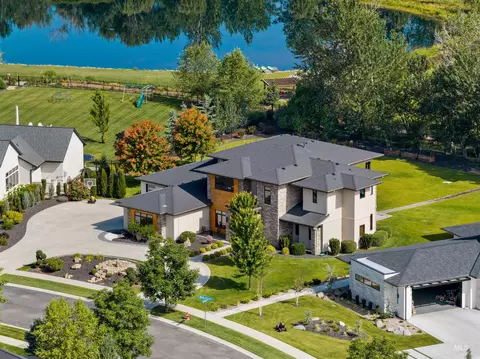 View/Area - 573 S Brentbrook Ln, Eagle, ID 83616 photo 3 of 4