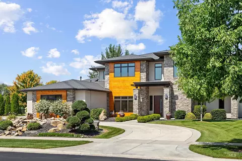 Exterior - 573 S Brentbrook Ln, Eagle, ID 83616 photo 8 of 8
