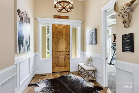 Entry Way - 367 Bard, Middleton, ID 83644 photo 1 of 4