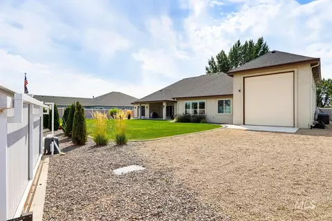 Exterior - 367 Bard, Middleton, ID 83644 photo 8 of 11