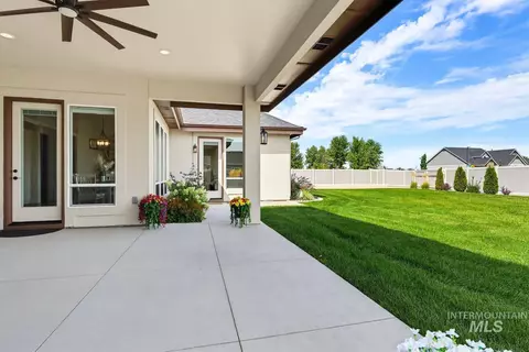 Exterior - 367 Bard, Middleton, ID 83644 photo 6 of 11