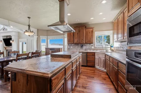 Kitchen - 15585 Toscano Pl, Caldwell, ID 83607 photo 1 of 6