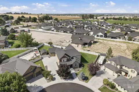 View/Area - 15585 Toscano Pl, Caldwell, ID 83607 photo 2 of 5