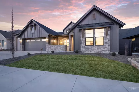 6885 W Danes Ct, Eagle, ID 83616