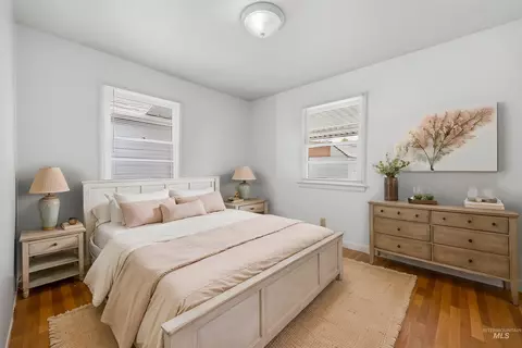 Bedroom - 824 S Robert St, Boise, ID 83705 photo 1 of 4