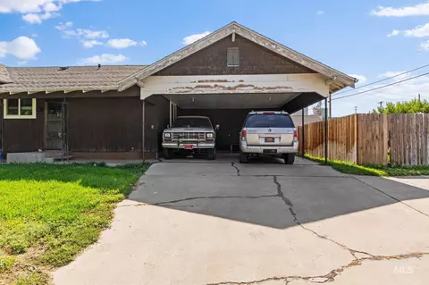 Exterior - 129 12th Ave N, Buhl, ID 83316 photo 6 of 8