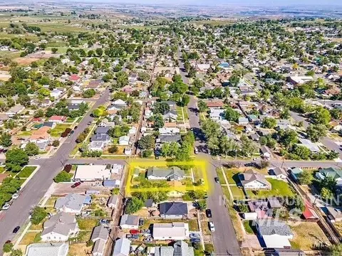View/Area - 129 12th Ave N, Buhl, ID 83316 photo 1 of 2
