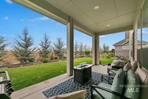 Exterior - 1911 N Willowick Ave, Eagle, ID 83616 photo 3 of 8