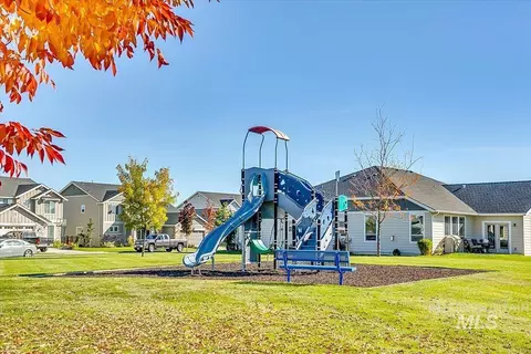 Exterior - 1911 N Willowick Ave, Eagle, ID 83616 photo 7 of 8