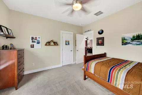 Bedroom - 1013 E Rivers End Dr, Eagle, ID 83616 photo 4 of 6