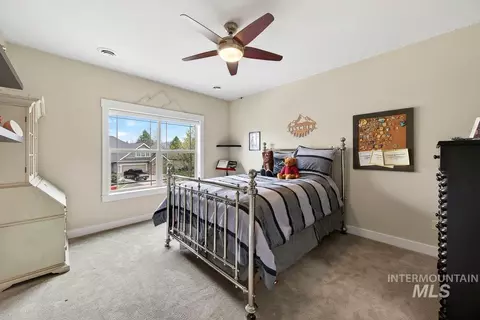 Bedroom - 1013 E Rivers End Dr, Eagle, ID 83616 photo 3 of 6