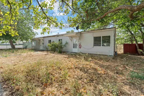 816-818 9th St, Clarkston, WA 99403
