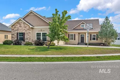 530 Syringa Falls Ct, Fruitland, ID 83619