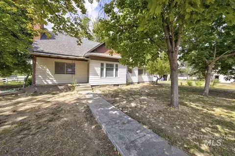1104 Lone Star Rd, Nampa, ID 83651