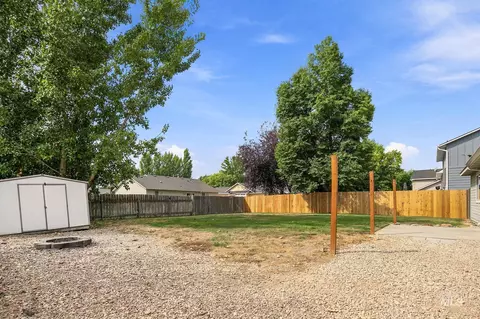 Exterior - 6375 E Shellbrook, Nampa, ID 83687 photo 5 of 7