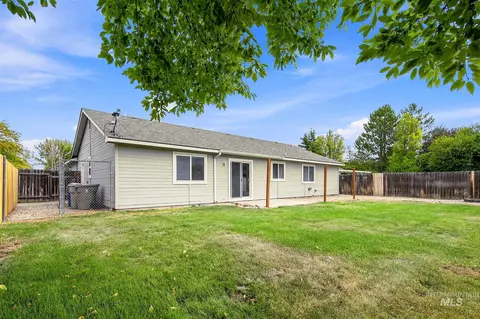 Exterior - 6375 E Shellbrook, Nampa, ID 83687 photo 4 of 7