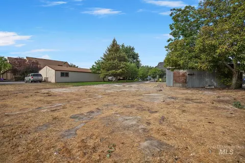Exterior - 515 Stevens Ave, Filer, ID 83328 photo 5 of 6