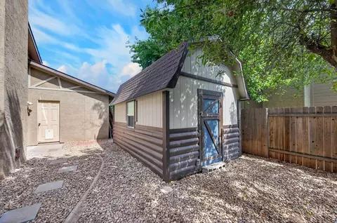 Exterior - 935 Farrington Dr, Eagle, ID 83616 photo 11 of 12
