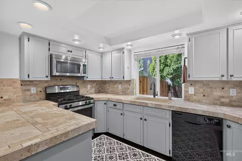 Other - 935 Farrington Dr, Eagle, ID 83616 photo 4 of 13