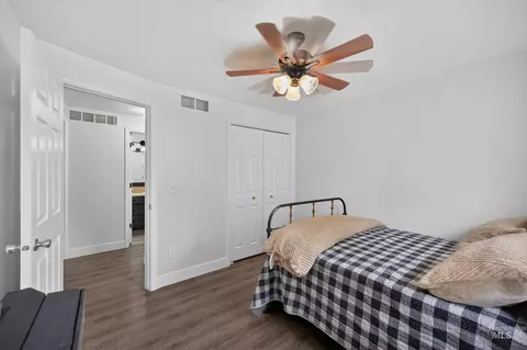 Bedroom - 935 Farrington Dr, Eagle, ID 83616 photo 5 of 6