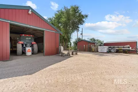 Exterior - 6500 SE 10th Ave, Caldwell, ID 83607 photo 3 of 12