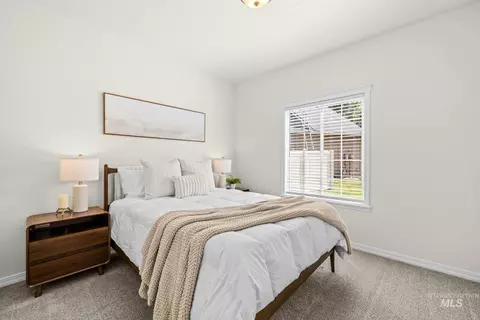 Bedroom - 2818 E Shadowview, Eagle, ID 83616 photo 4 of 6