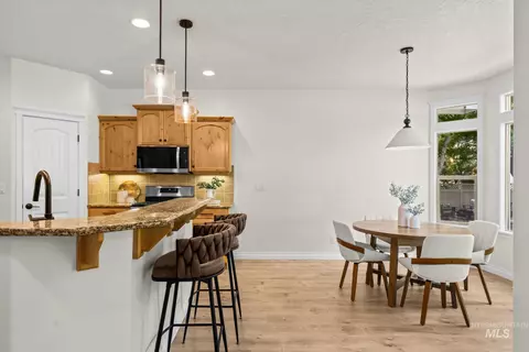 Dining - 2818 E Shadowview, Eagle, ID 83616 photo 1 of 1