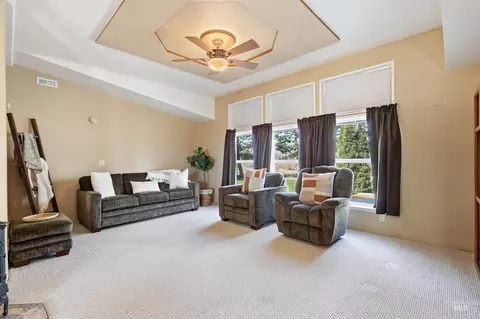 Living - 15513 War Eagle Rd, Murphy, ID 83650 photo 1 of 1
