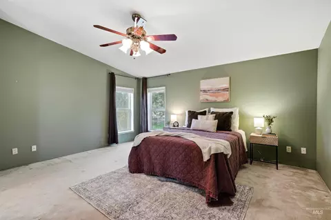 Bedroom - 15513 War Eagle Rd, Murphy, ID 83650 photo 1 of 8