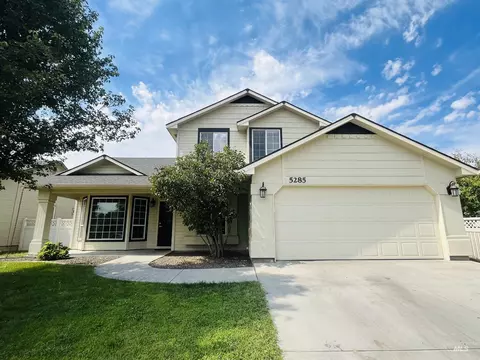 5285 N Arrezo Ave, Meridian, ID 83646