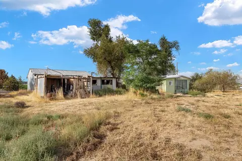 Exterior - 1020 Locker Ave, Parma, ID 83660 photo 3 of 6
