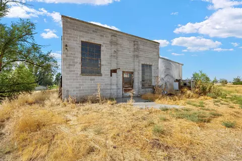 Exterior - 1020 Locker Ave, Parma, ID 83660 photo 6 of 6