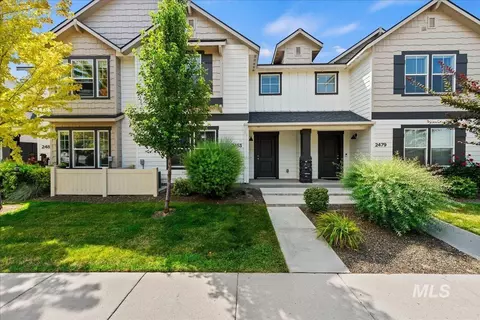 2483 E Goldstone St, Meridian, ID 83642