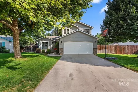 2624 S Stonehedge Dr, Nampa, ID 83686