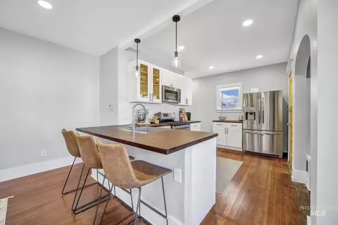 Kitchen - 404 7th Ave E, Twin Falls, ID 83301 photo 4 of 4