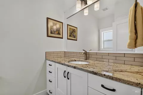 Bath - 1833 N Monterossa Way, Eagle, ID 83616 photo 2 of 3
