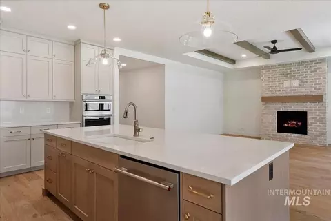 Kitchen - 7357 Powell Pl, Eagle, ID 83629 photo 4 of 5