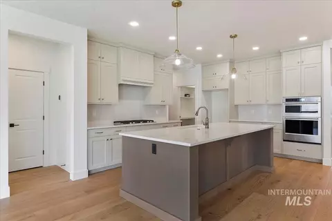 Kitchen - 7357 Powell Pl, Eagle, ID 83629 photo 2 of 5