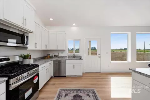 Kitchen - 45 Sunset Loop, Jerome, ID 83338 photo 4 of 7